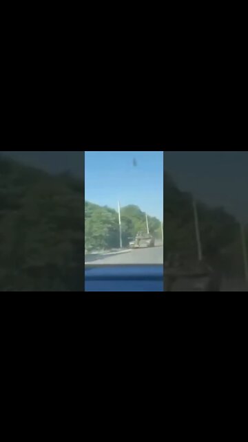 Russian tanks and armored vehicles moves towards Kharkiv