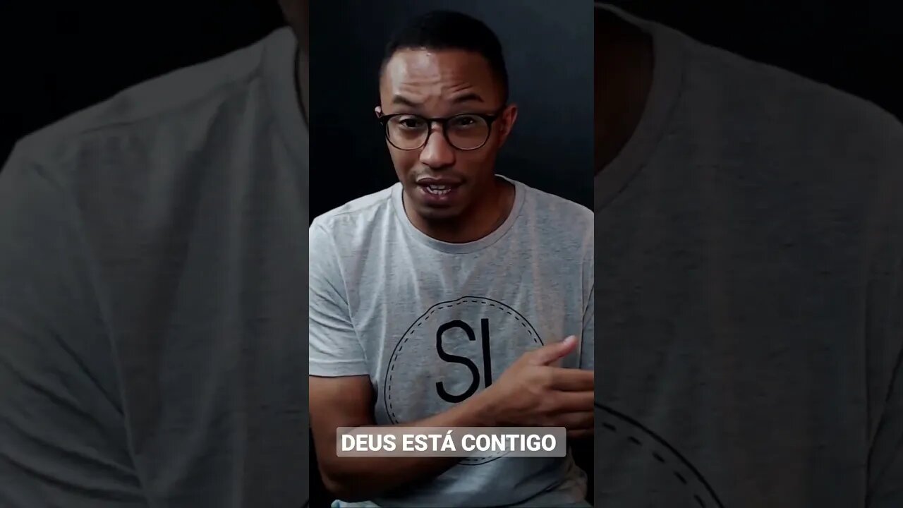 Deus está contigo.