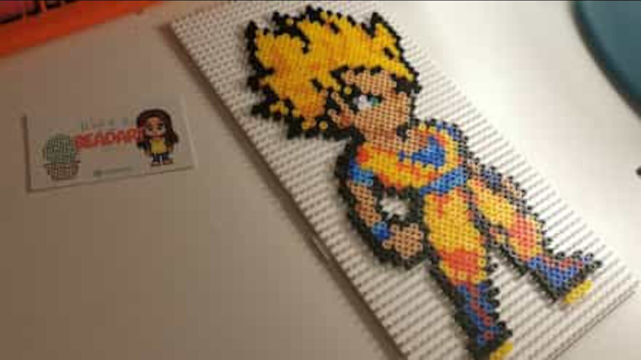 Jovem cria personagem de Dragon Ball hama beads