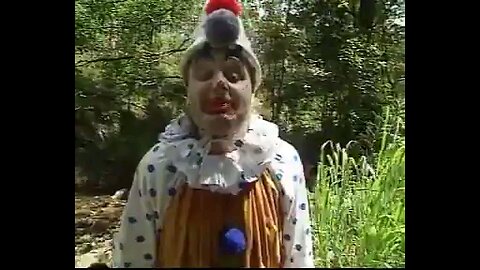 Crikey The Clown teaches us about bush tucker