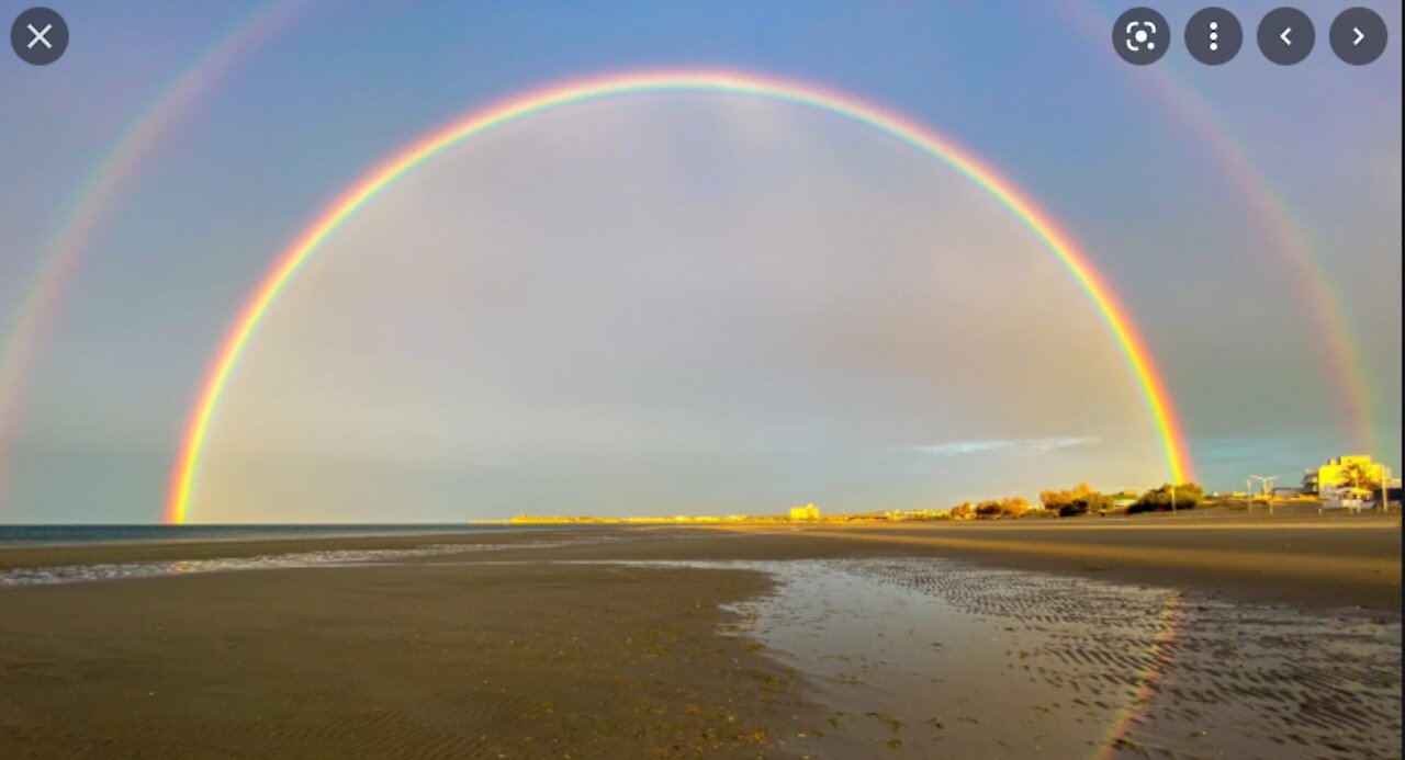 FLAT EARTH=SEXTANTS,RAINBOWS AND RAINBOW BODIES AND MORE NASA FAKERY.