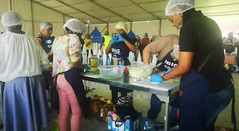 SOUTH AFRICA - Johannesburg - #WorldFoodDay: Meals on Wheels BigCook-a-thon (Video) (N2w)