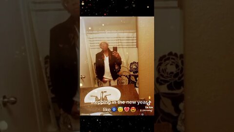 stepped into 2022 like😇🧿👑😎💗