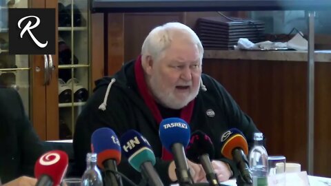 Soták a další sa pustili do politikov - tvrde slova