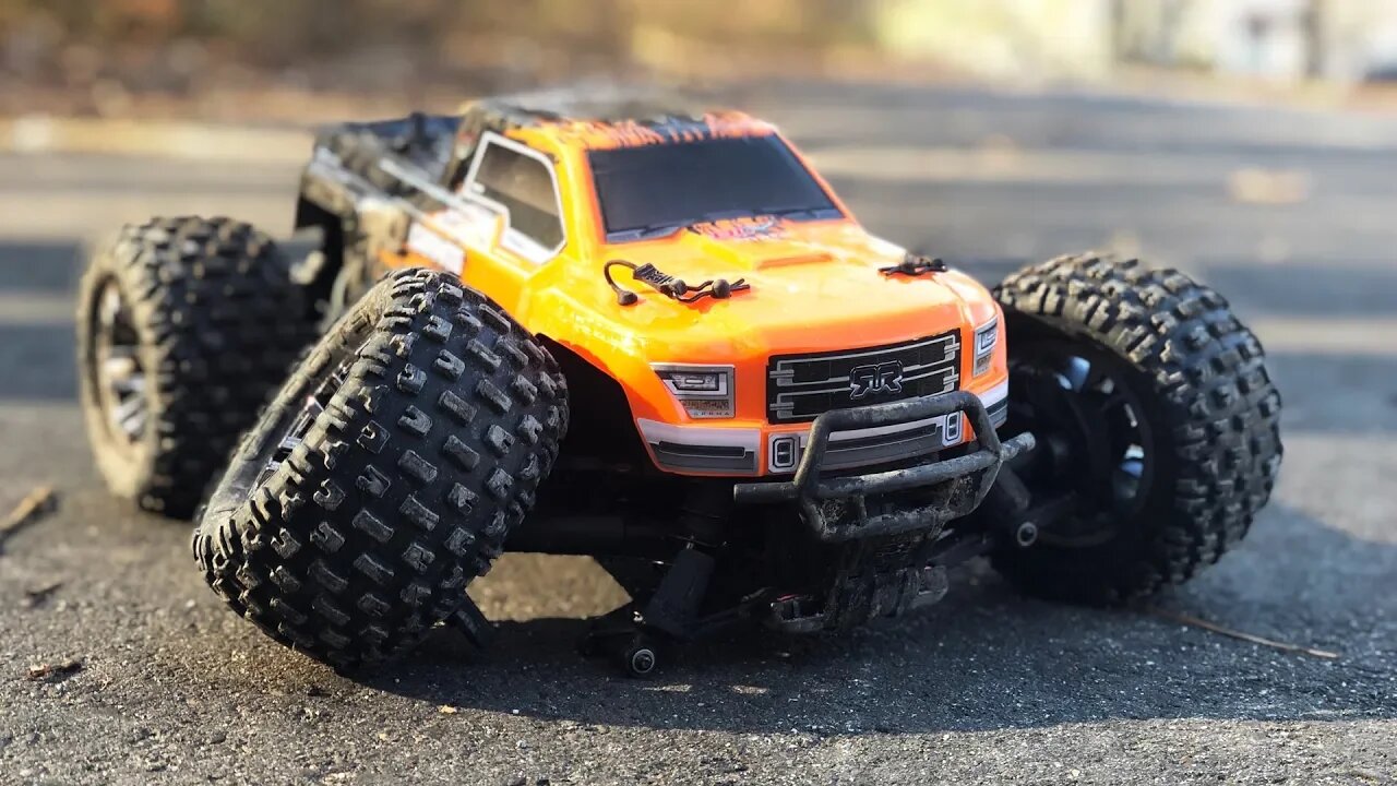 ARRMA Granite 4x4 BLX First Bash ... and Break!