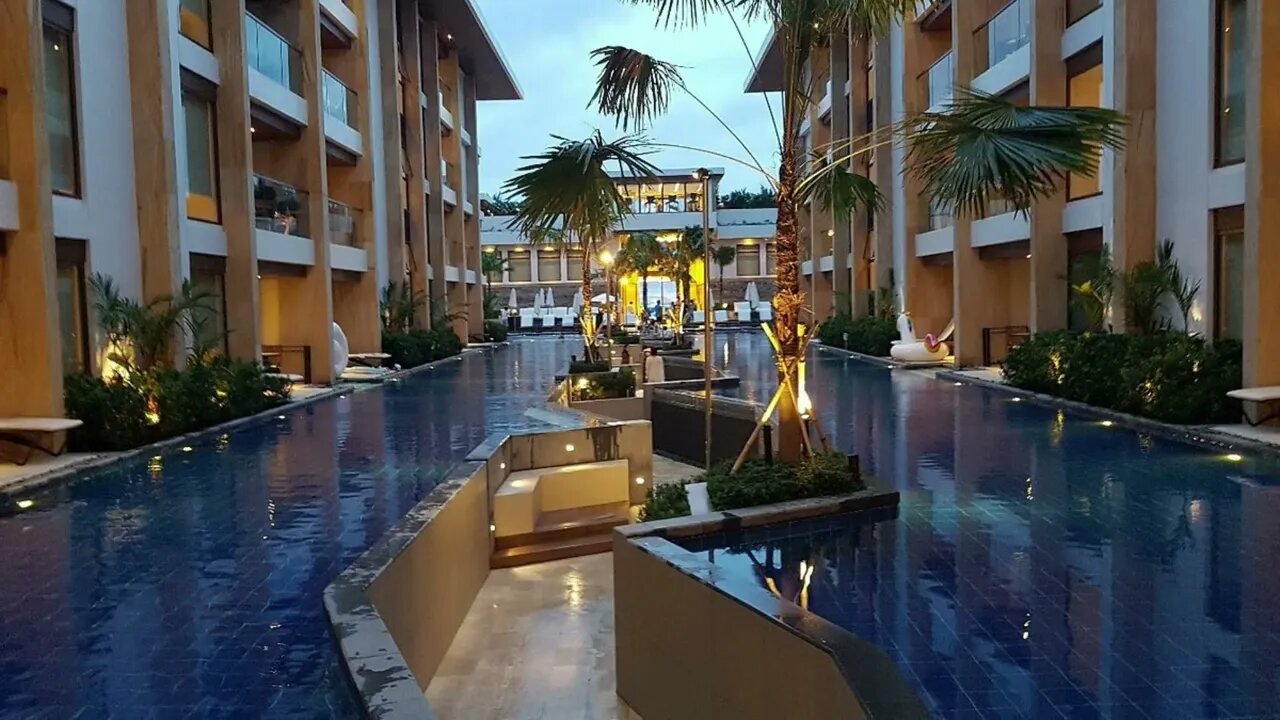Henann Crystal Sands Resort