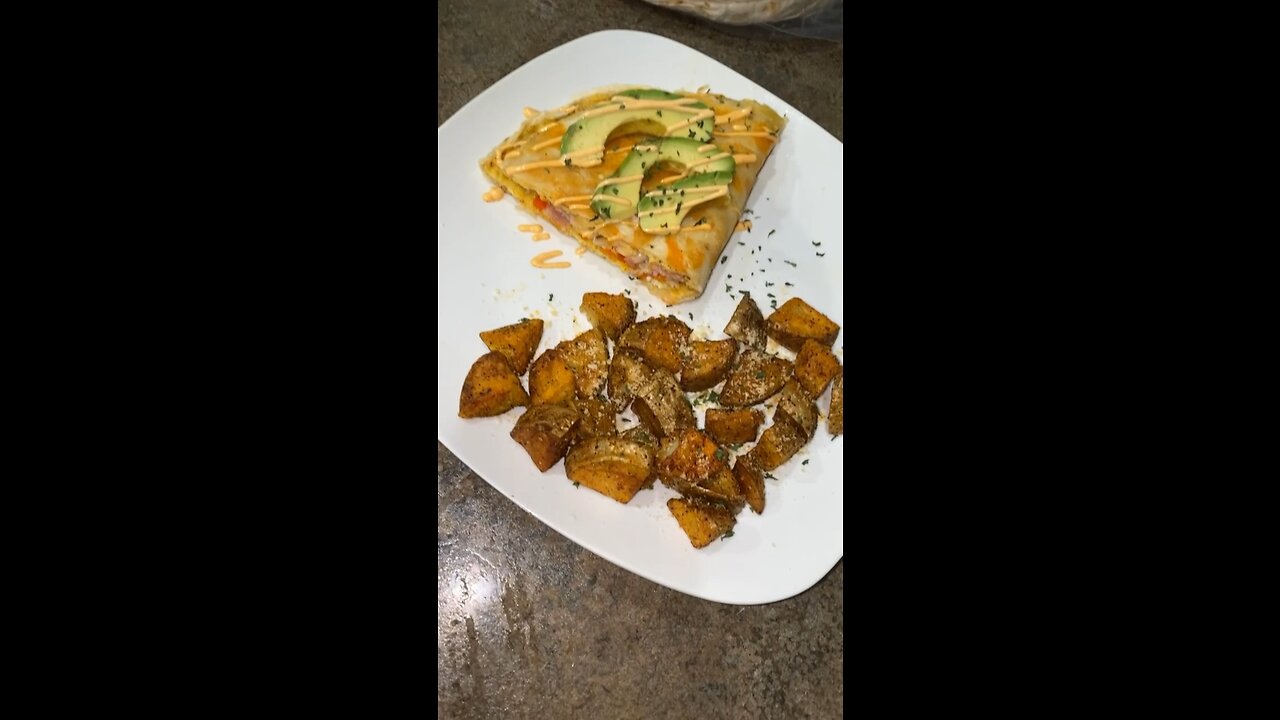 La súper Tortilla con tortilla de huevo y papas