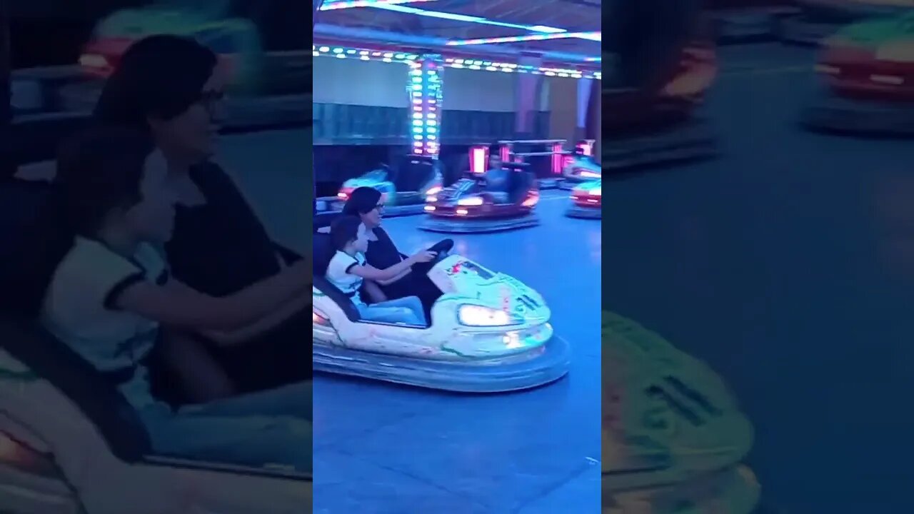 Coches chocantes. Feria de Pueblonuevo del Guadiana 2023😃