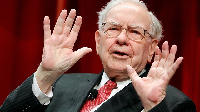 Warren Buffett Says Berkshire Made $29 Billion Just From Tax Cuts