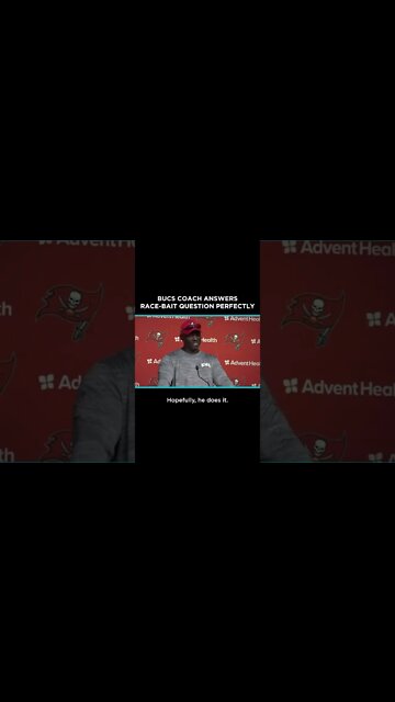 “We coach ball. We don’t look at color.” 🇺🇸