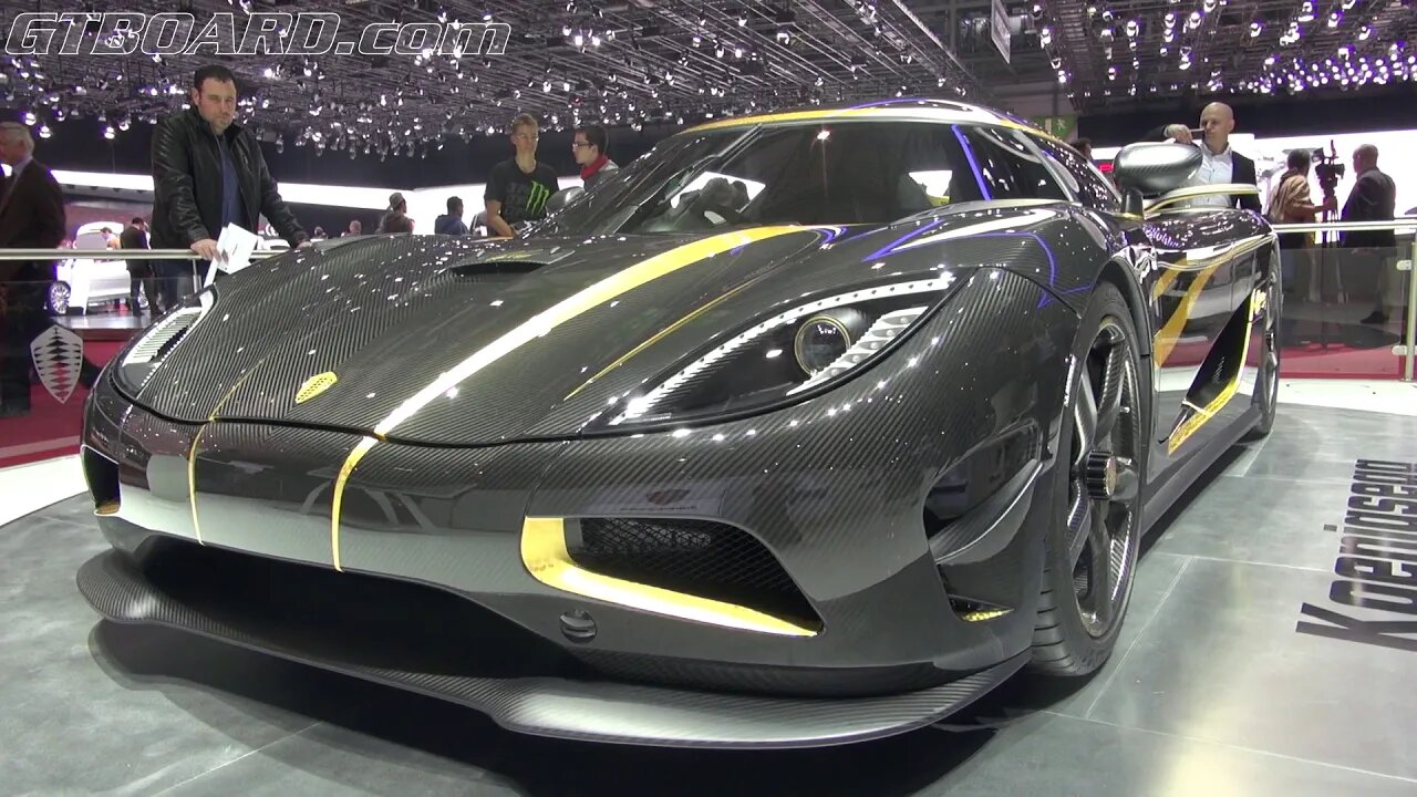 1030 HP Koenigsegg Agera S Hundra DOMINEER Bugatti Veyron 16.4 in 50 fps. 24K GOLD! In SUPERDETAIL!