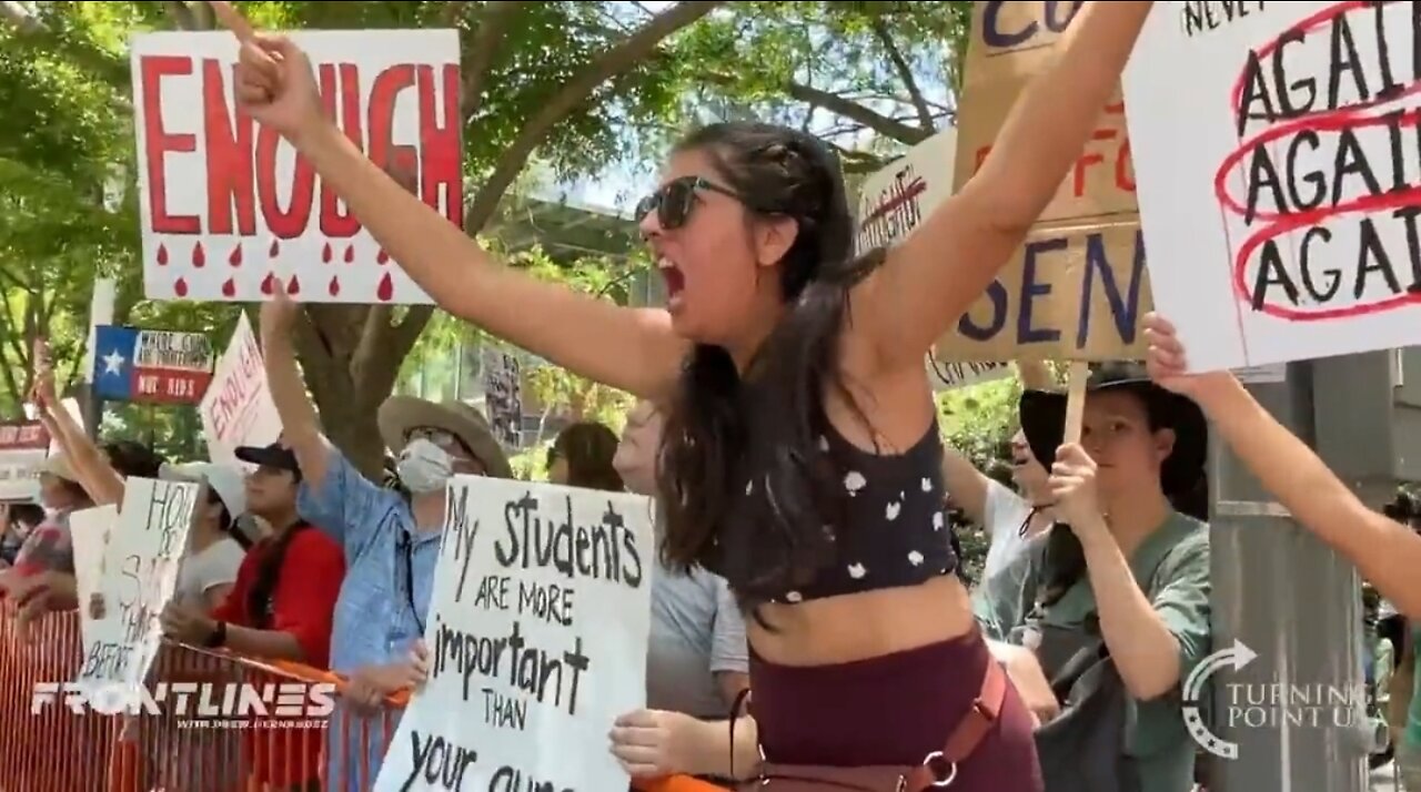 Liberals Curse At NRA Convention Attendees