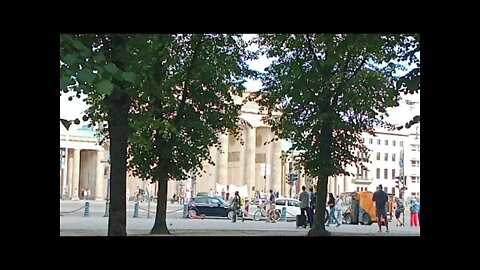 Am Brandenburger Tor