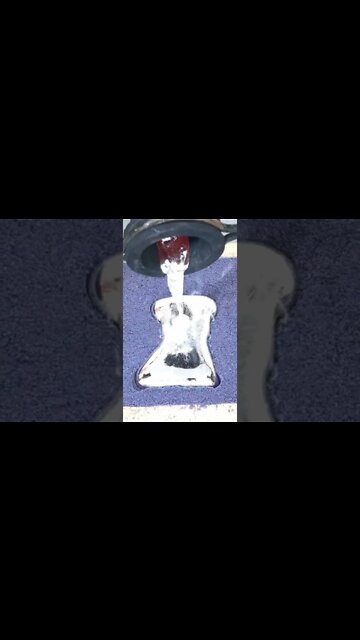 😱 Crazy Metal Casting 🔥 with Kinetic Sand #kineticsand #kineticsandasmr #shorts #amazing