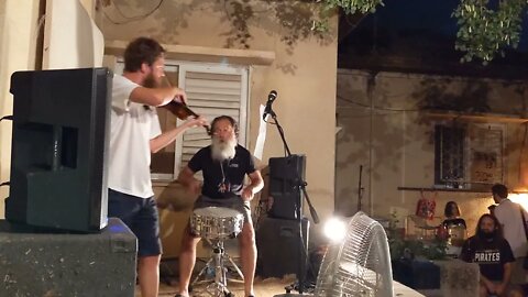 אדם קומן ועמי שלו