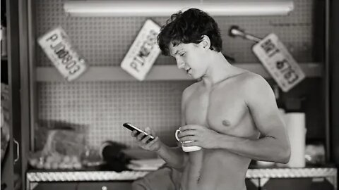 荷兰弟被骂到下线了，宣布退出社交媒体