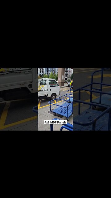 when your tahoe can't pickup your 4x8 panels, you bring the #tinytruck tinytruck