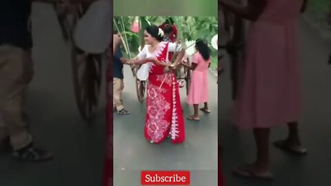 මනමාලයා කරත්තෙ දාගෙන අදින මනමාලි 😂 Wedding Sri Lanka | Sinhala Funny Video #shorts wele suda