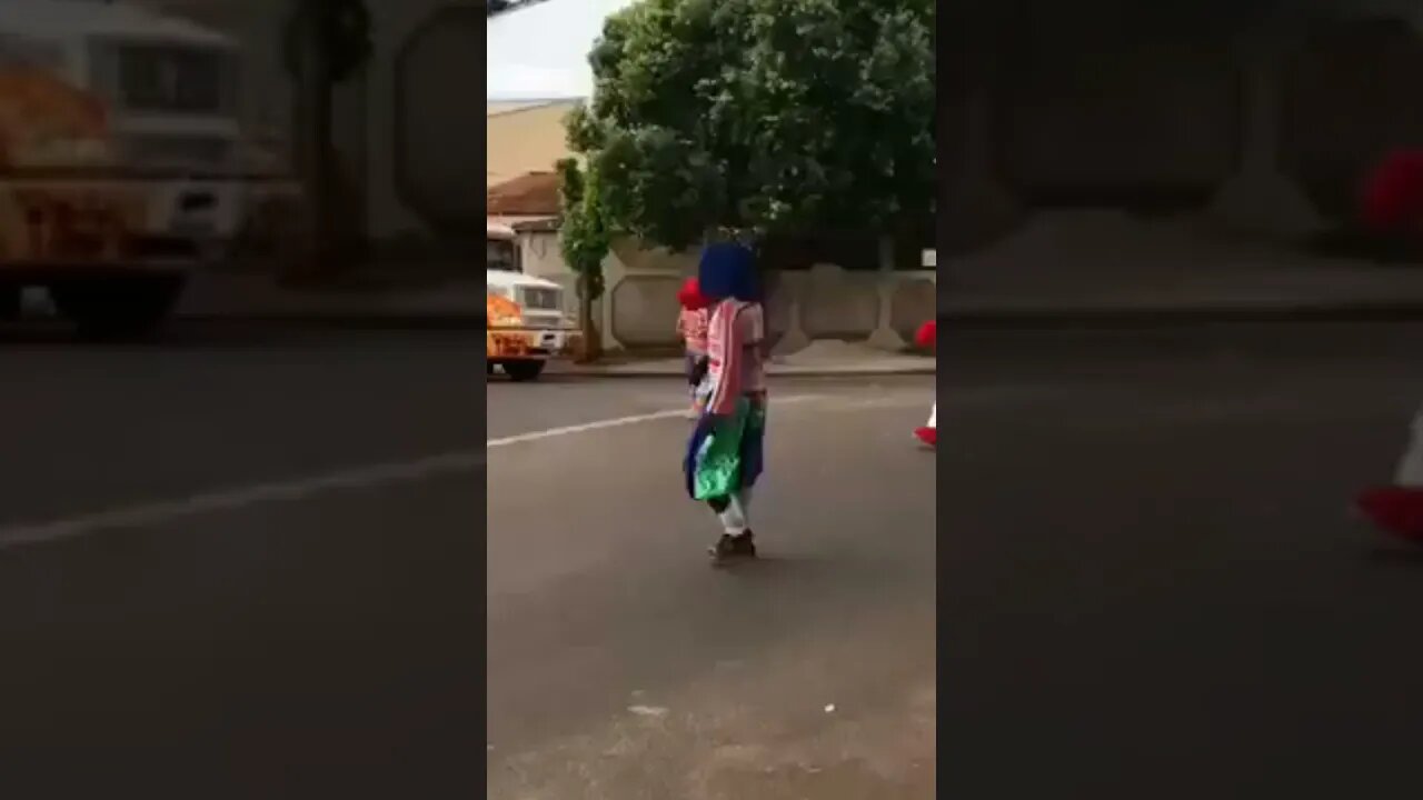 DANÇANDO FOFÃO, CHAVES, KIKO, CHIQUINHA E HOMEM-ARANHA NA CARRETA DA ALEGRIA, LIKE