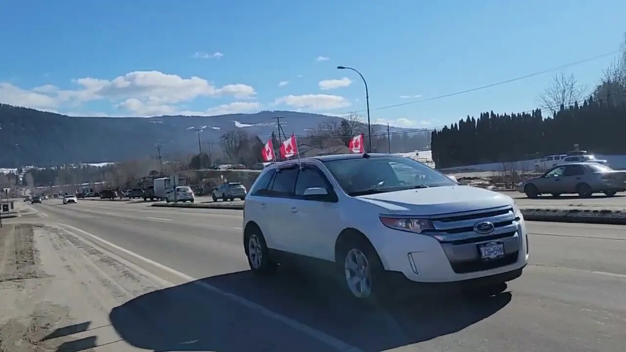 Salmon Arm BC Freedom Convoy 2022 Human chain link TransCanada