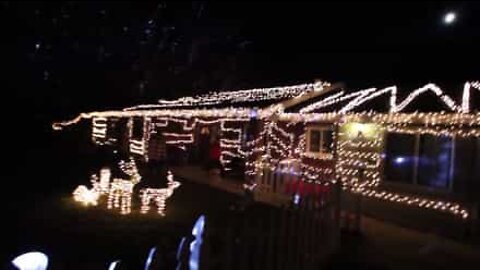 Ce couple décore la maison familiale pour une incroyable surprise