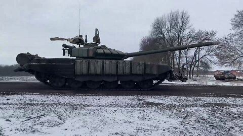 ★★★ Russian armored column advances through Ukraine