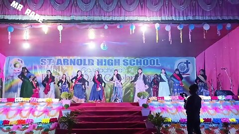 Amazing Hindi Dance by Class 8 C #ParentsDay