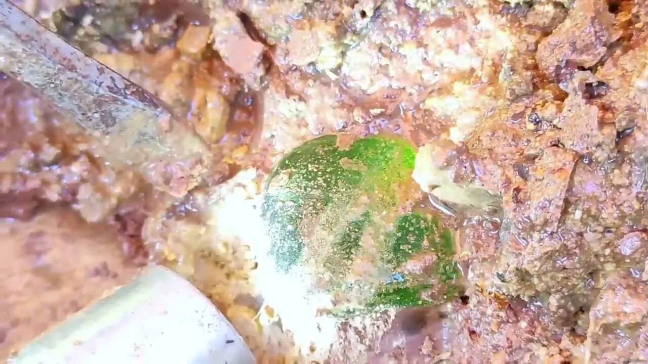 The latest discovery of a huge crystal mine