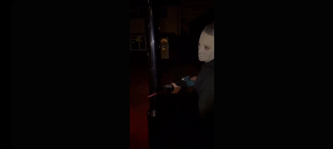 Micheal Myers’s cuts down a Ulez...