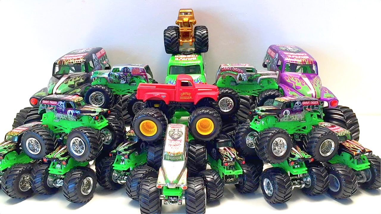 MONSTER JAM | GRAVE DIGGER MADNESS | SPIN MASTER | HOT WHEELS MONSTER TRUCKS | MEGA MONSTER TRUCK