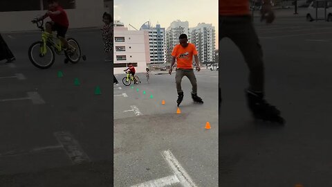 Freestyle Slalom #skateweaver #shorts #viral #rollerskating
