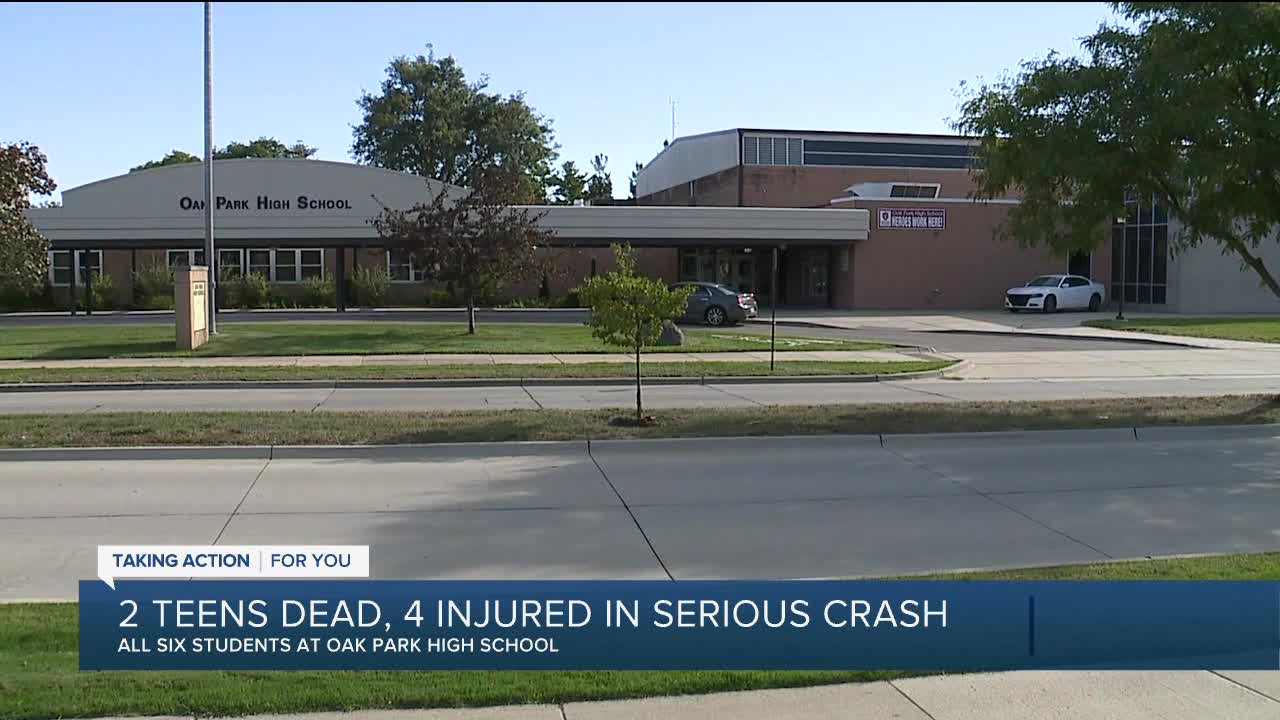 2 teens dead, 4 injured in serious crash