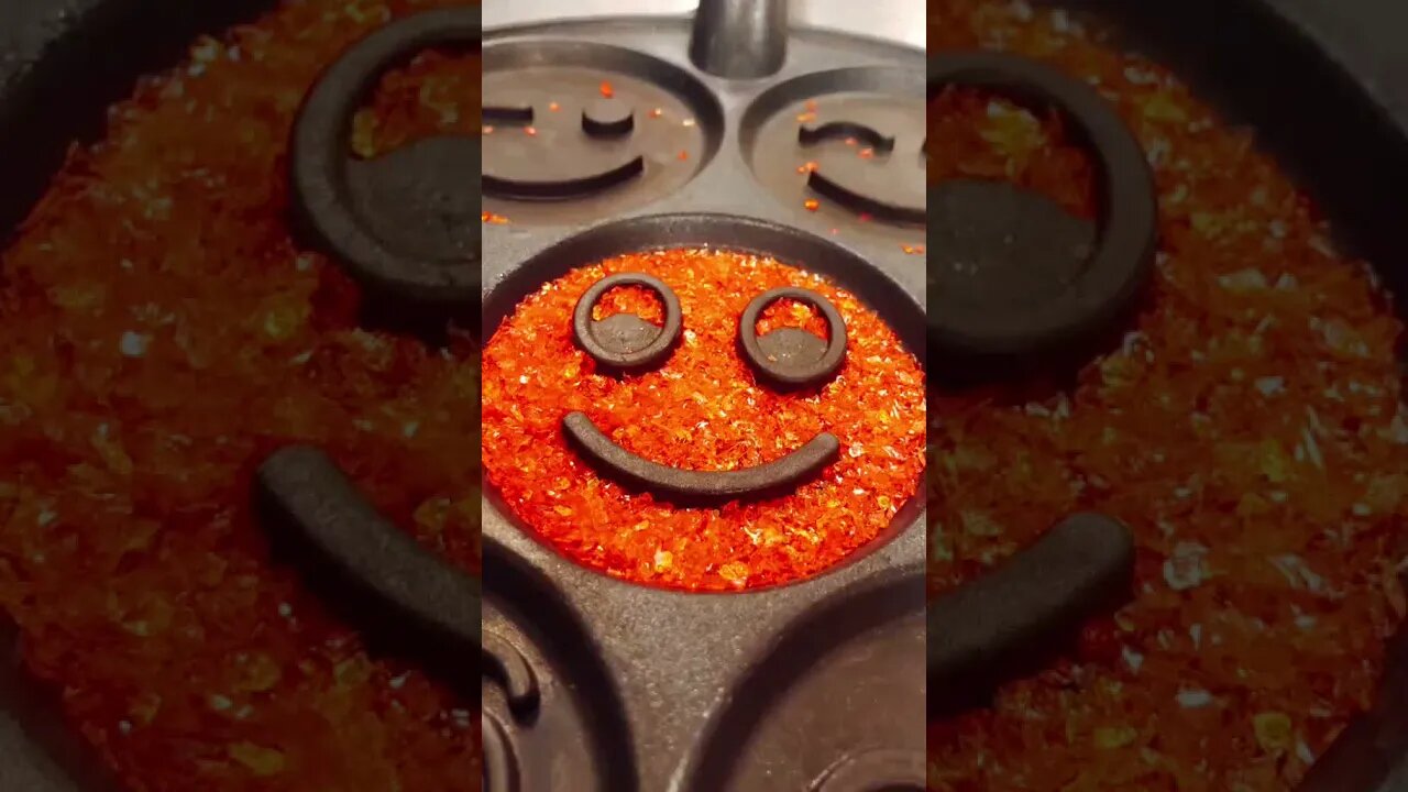 Drop as many smiley emojis in the comments as poss