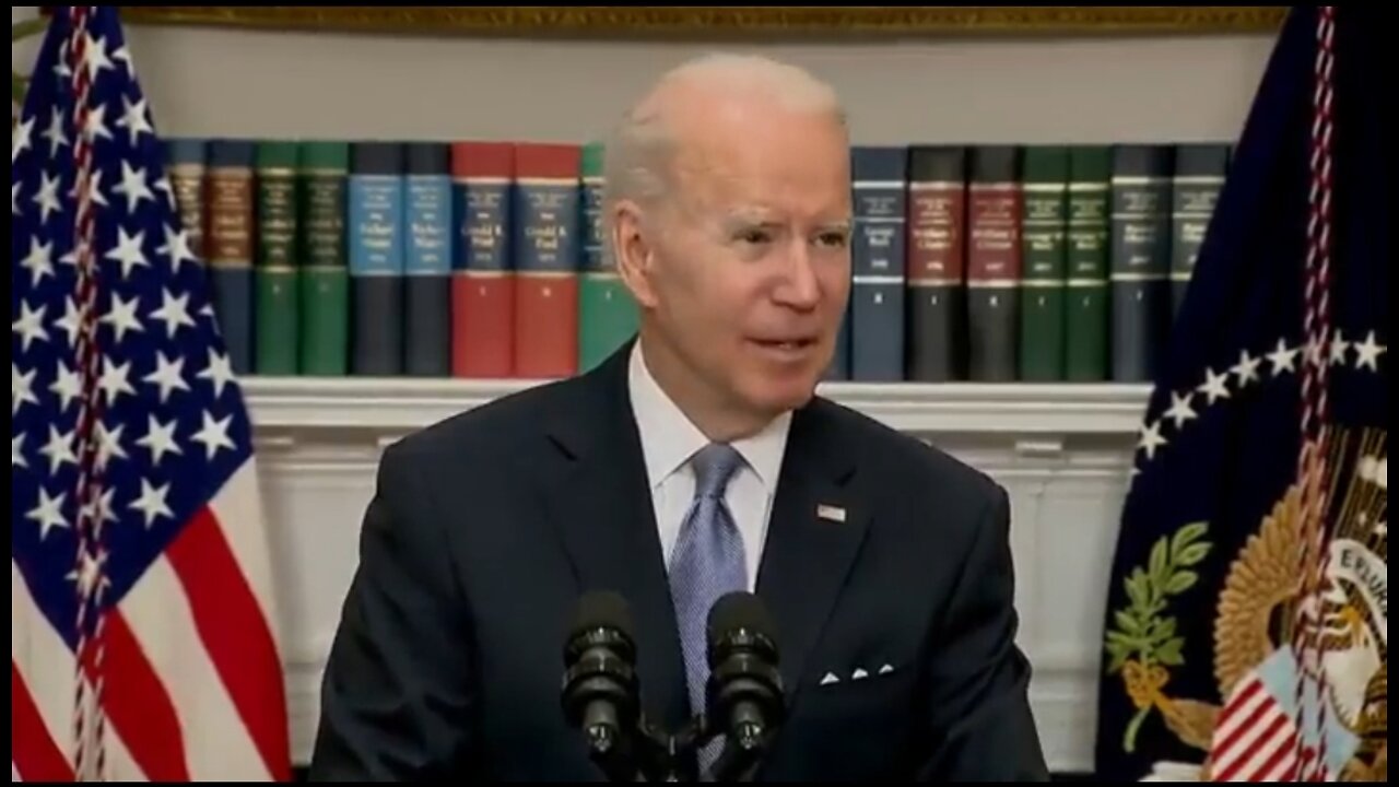 When Asked About Title 42, Biden Talks About Airplane Mask Mandates