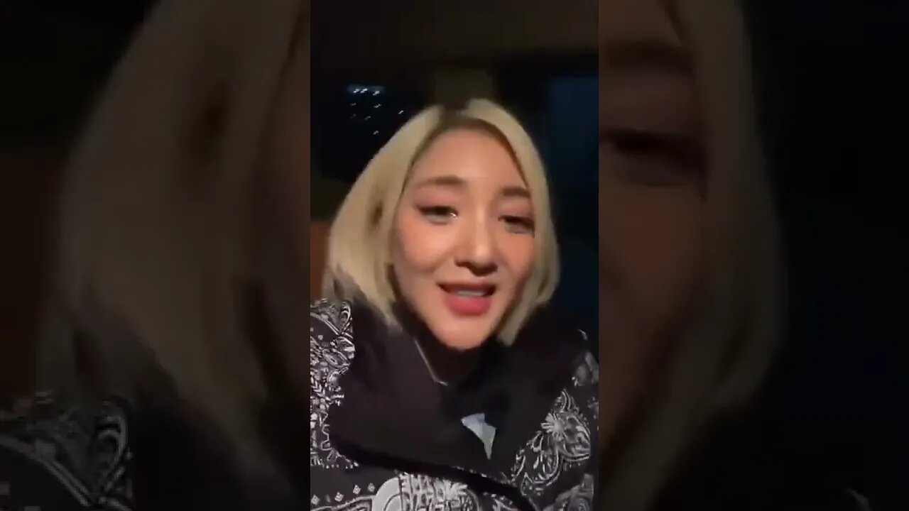 S.E.S Bada mention Hyoyeon and singing to SNSD 'ITNW'