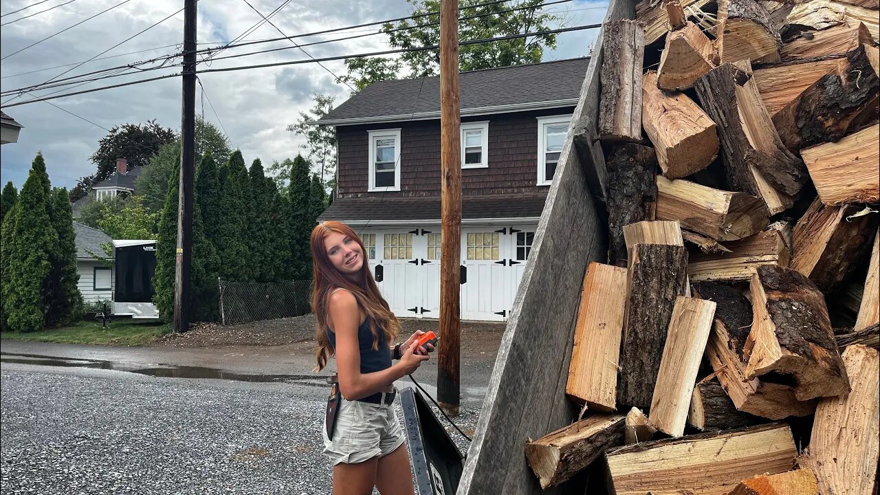 Splitting and Delivering a Cord of Smoke Wood To a Good Customer