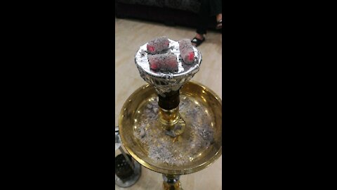 Apple-flavored shisha