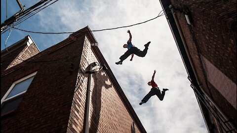 Parkour flying through the city