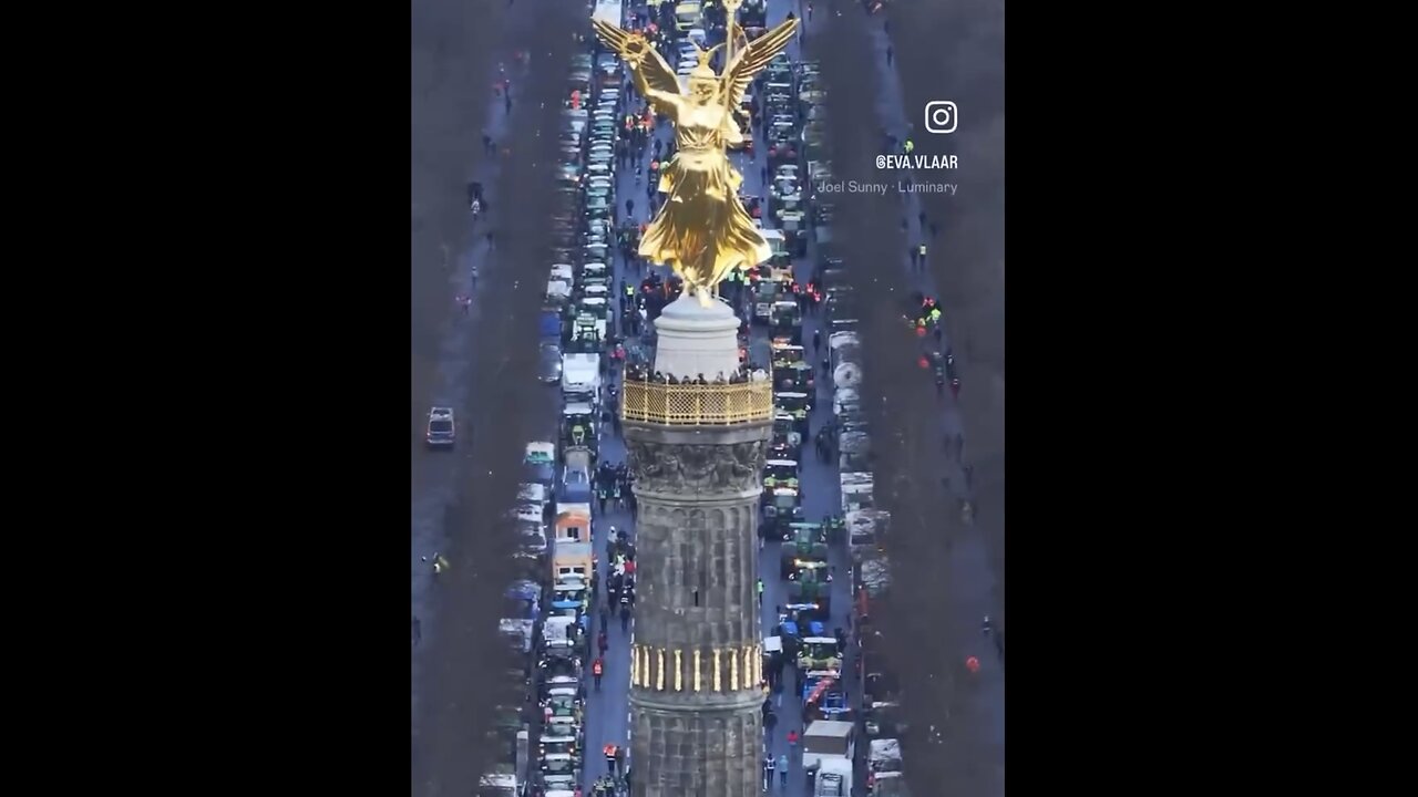 FARMERS IN GERMANY PROTEST🛣️🚜👨‍🌾AGAINST CUT OF VEHICLE TAX IN BERLIN🚜🧑‍🌾🚛👩‍🌾💫