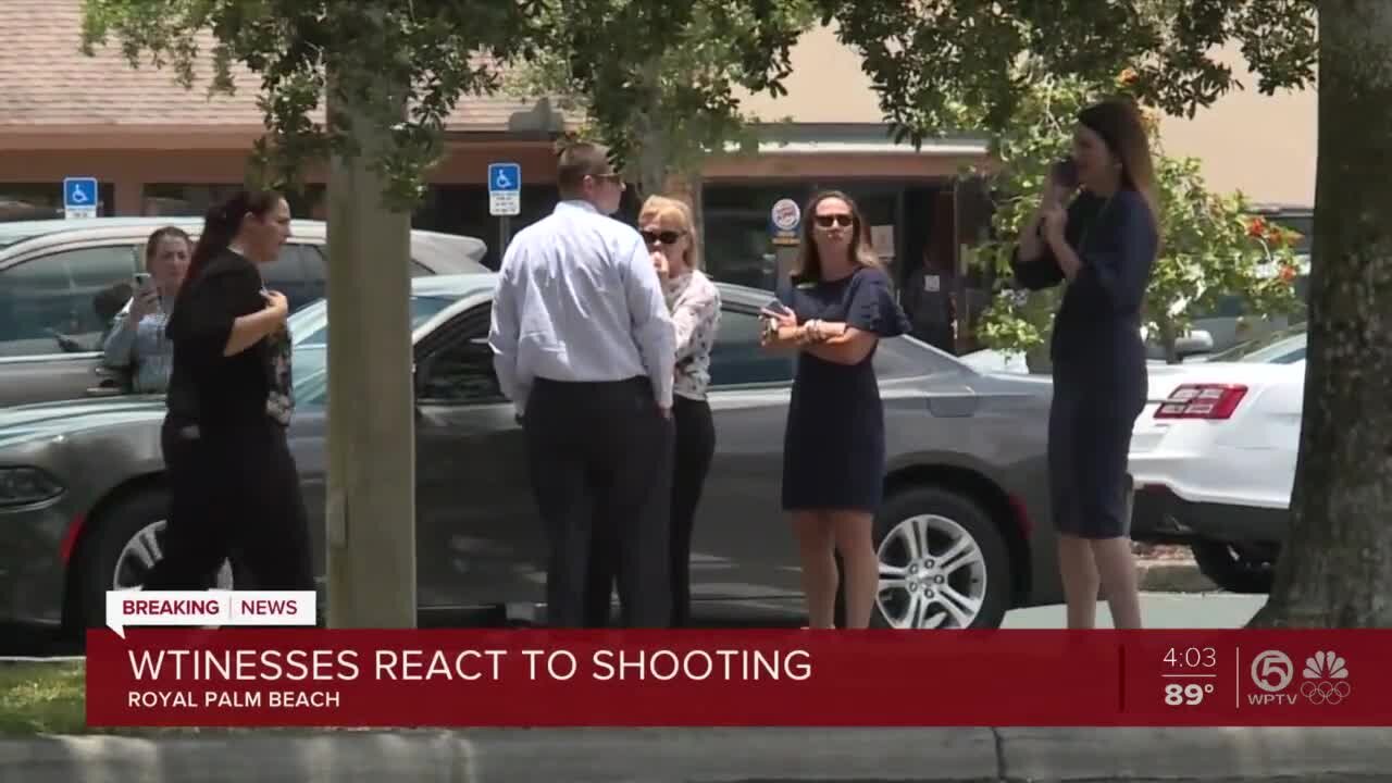 Witnesses describe chaotic scene of deadly Publix shooting