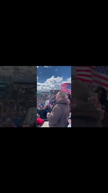 💯🇺🇸 CALIFORNIA- CONVOY SINGS AMAZING GRACE BEFORE HEADING OUT. 🇺🇸