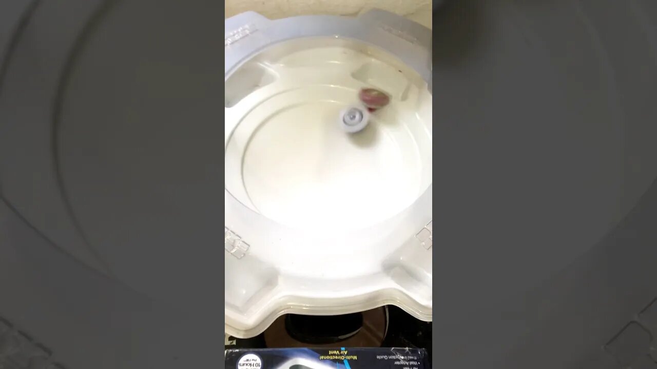 Oxe 🤣 (batalha de beyblade) #beyblade #beybladeburst #batalhadebeyblade