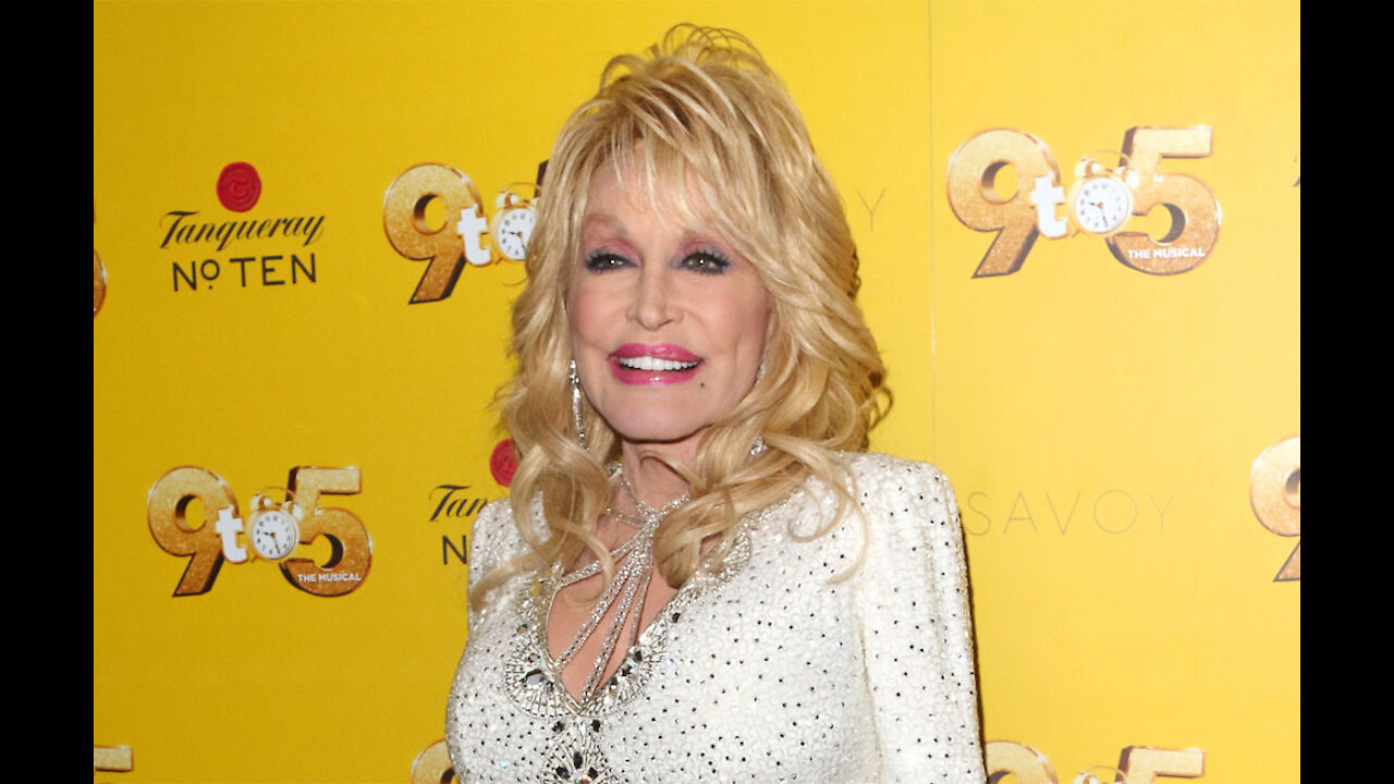 Dolly Parton reveals why she didn't have kids