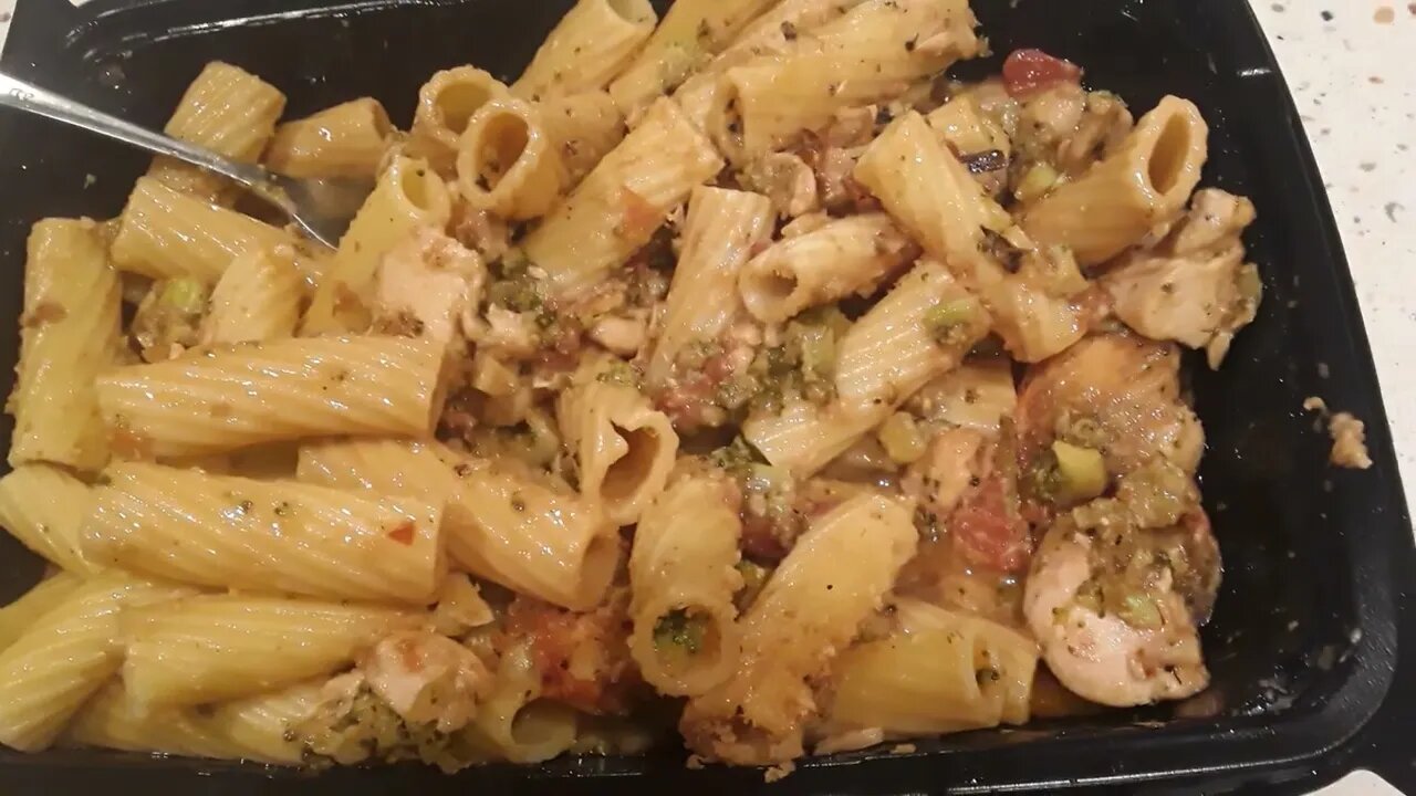 Chicken penne from Cheesecake Factory 🐔😋 #shorts