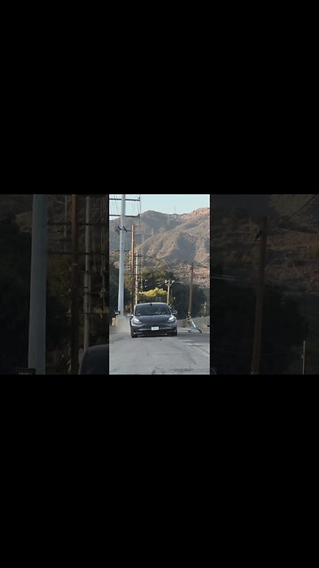 TESLA SELF- DRIVING IS SCARY