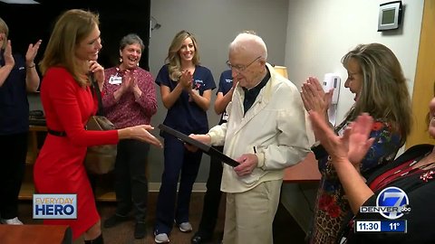 7Everyday Hero: 100-year-old volunteer eases the minds of cancer patients