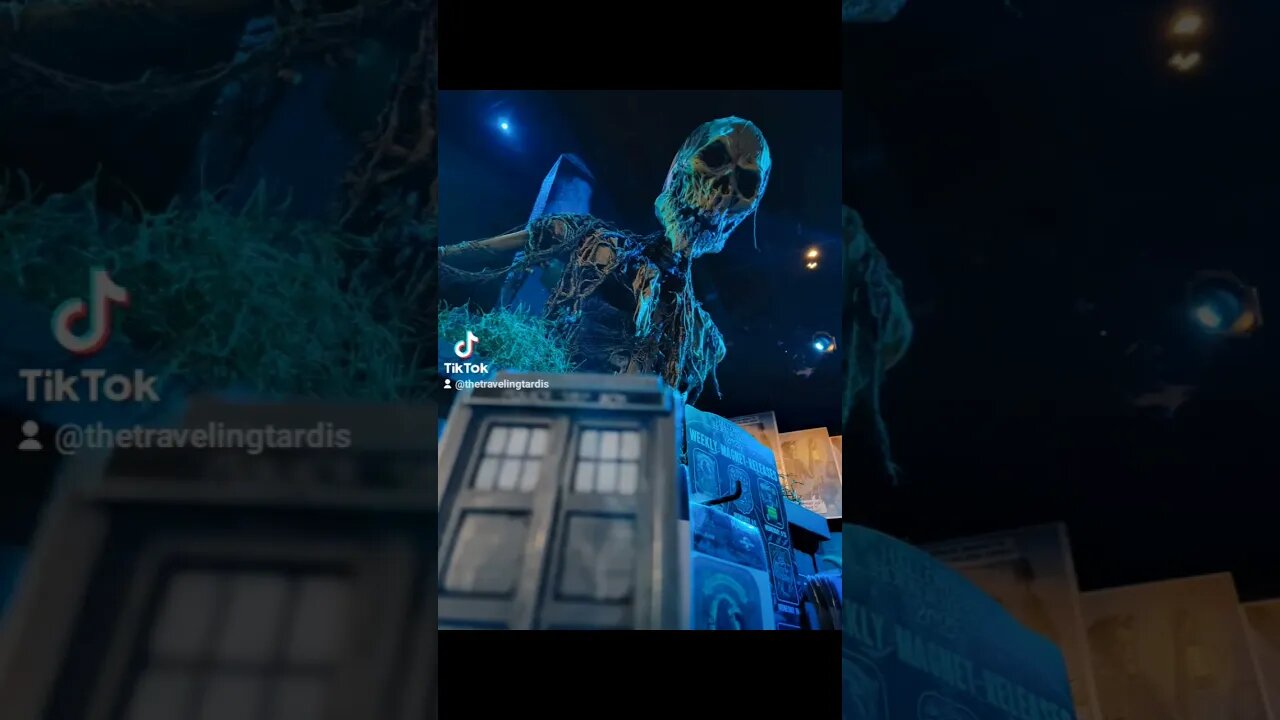 🎃 #TARDIS VS #HHN32 #HHN #HALLOWEEN HORROR NIGHTS #DOCTORWHO 🎶 #STRANGERTHINGS #SHORTS #SUBSCRIBE