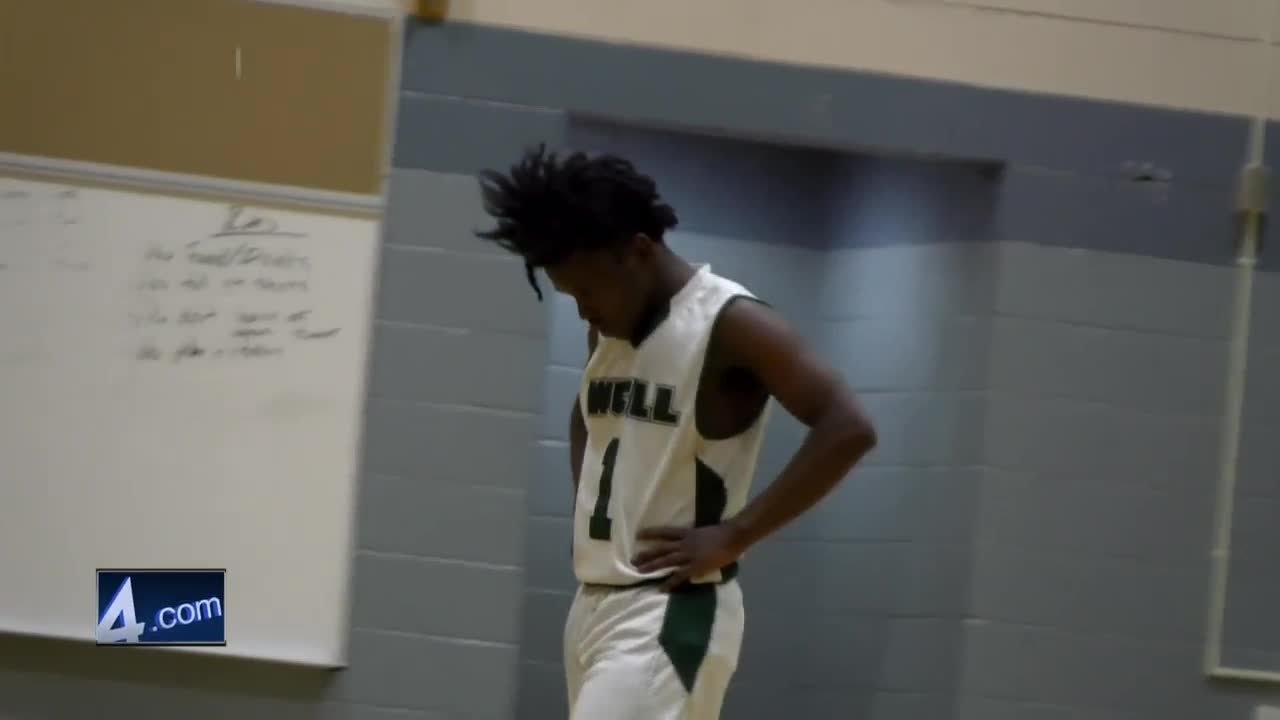 Qwan's World: Milwaukee teen battles adversity on and off the basketball court