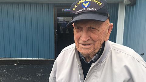 94-year-old World War II veteran reflects on his service as he embarks on a special trip to D.C.