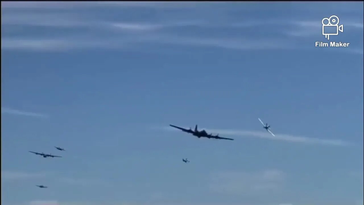 B-17 Flying Fortress collided with P-39 King Cobra in an airshow in Dallas, both pilots killed